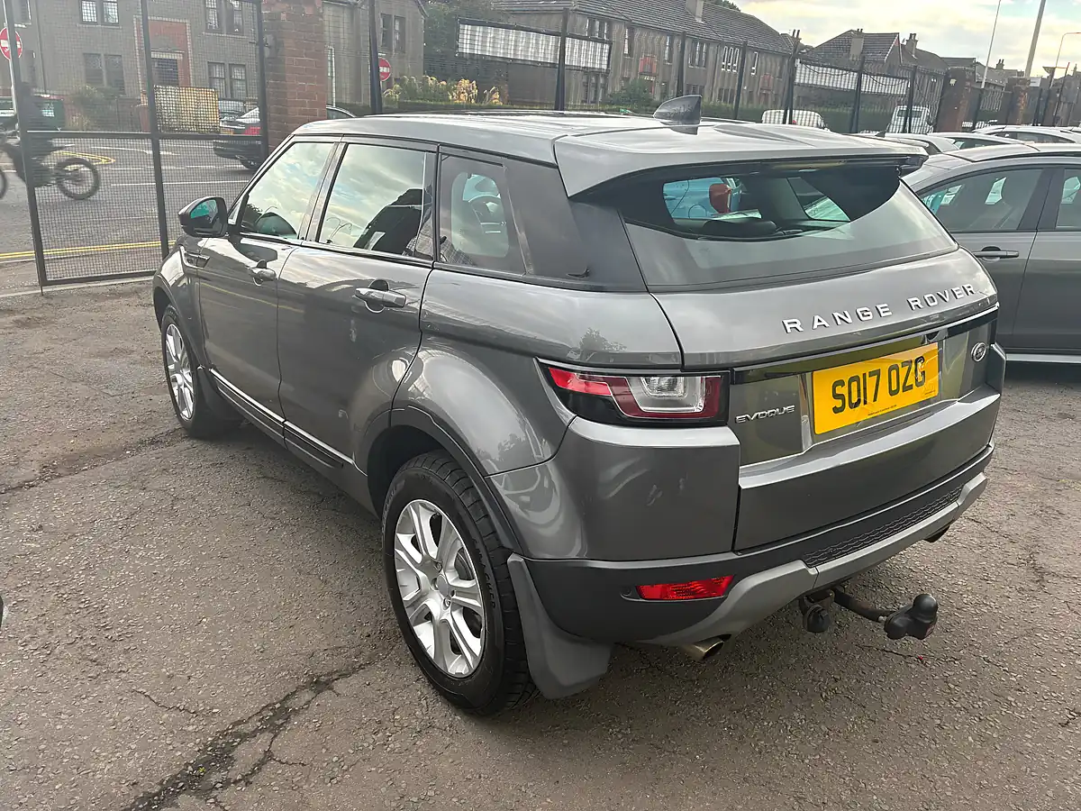 Used 2017 Land Rover Range Rover Evoque Se Tech Grey - Interior and Exterior details 5