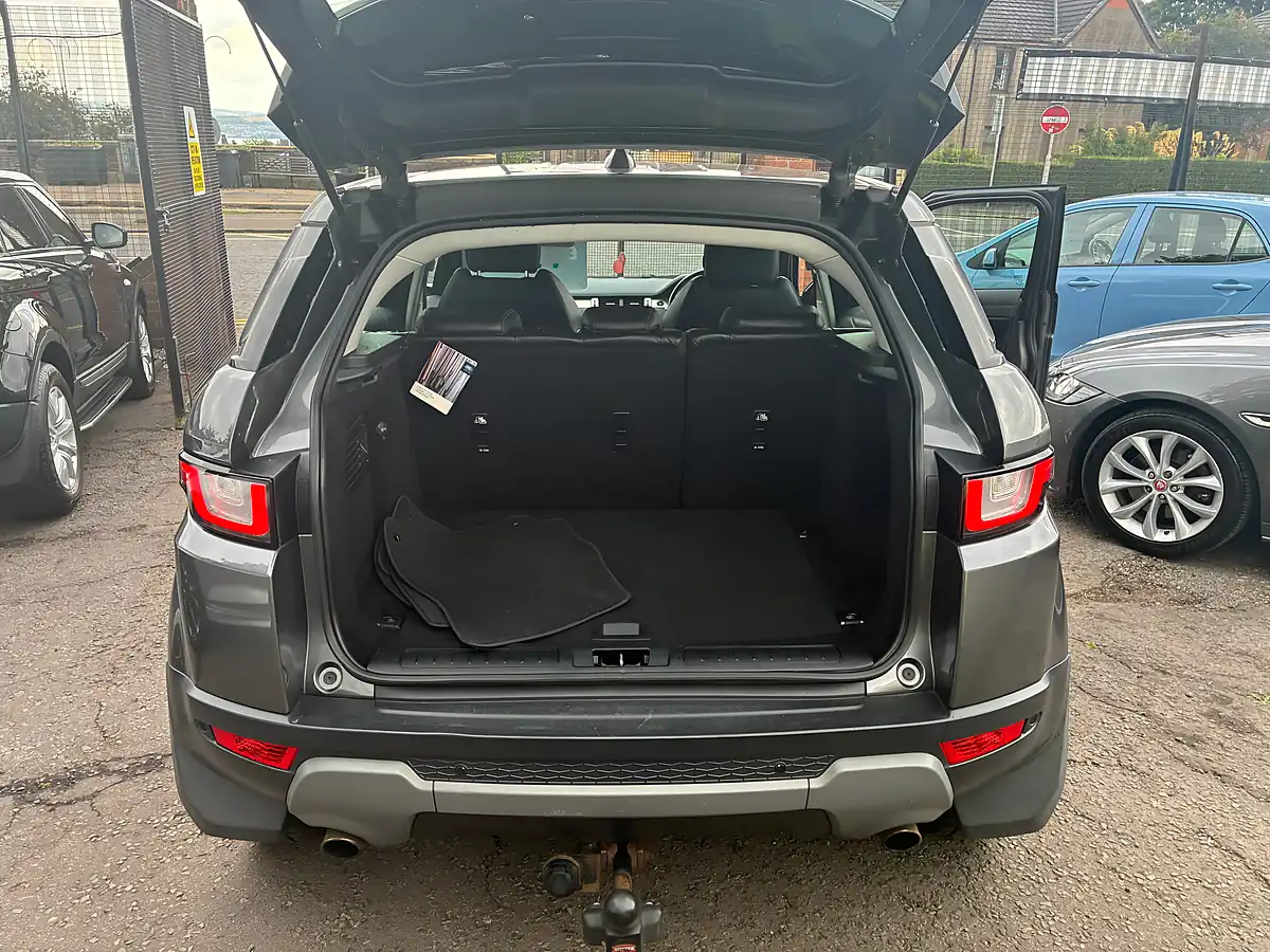 Used 2017 Land Rover Range Rover Evoque Se Tech Grey - Interior and Exterior details 9