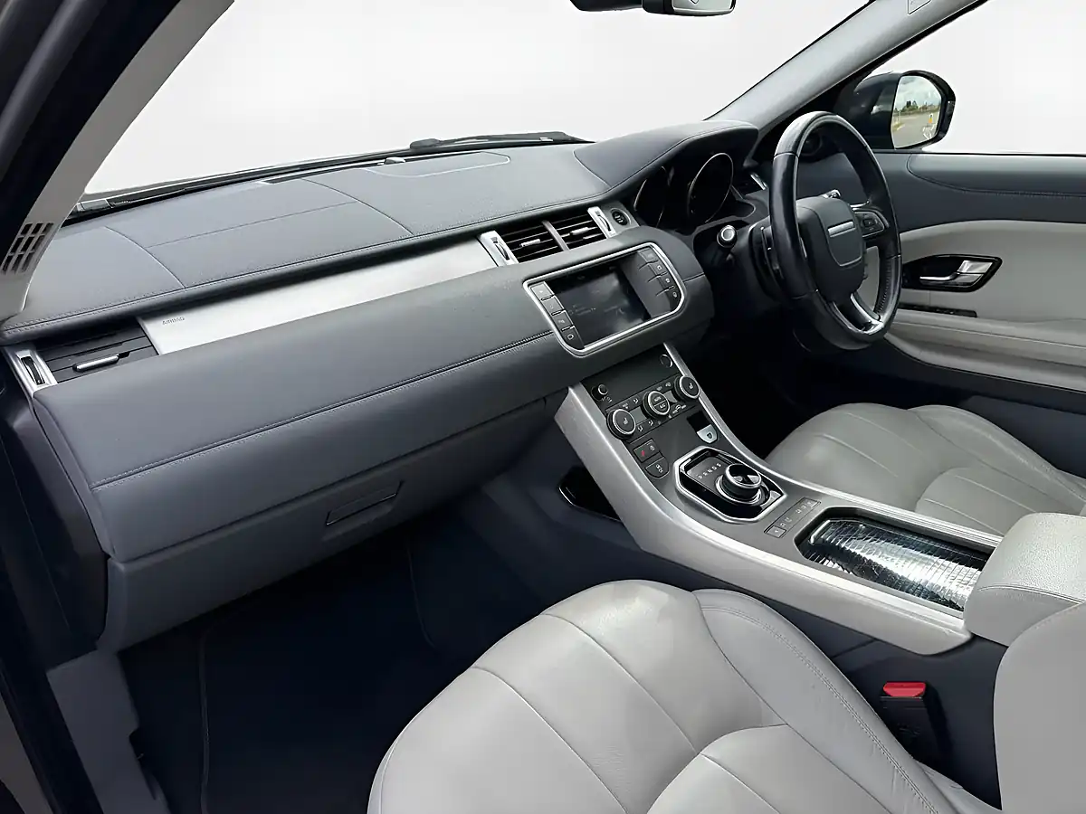 Used 2017 Land Rover Range Rover Evoque Se Tech Grey - Interior and Exterior details 20