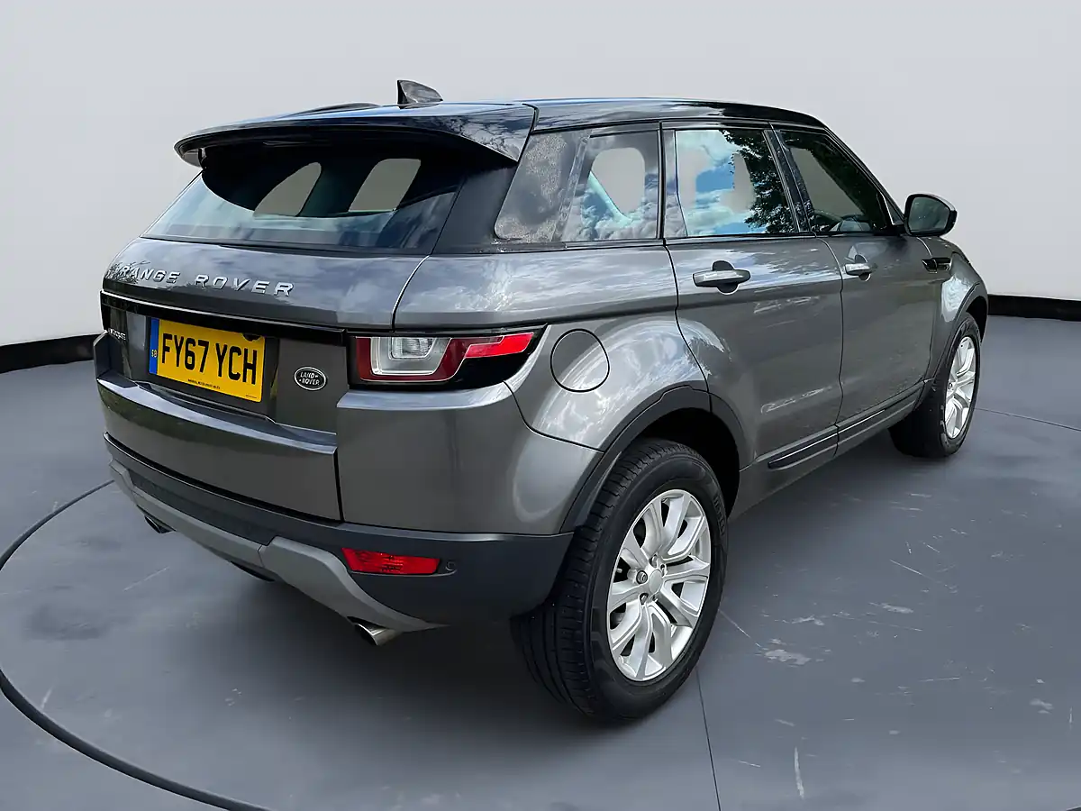 Used 2017 Land Rover Range Rover Evoque Se Tech Grey - Interior and Exterior details 8