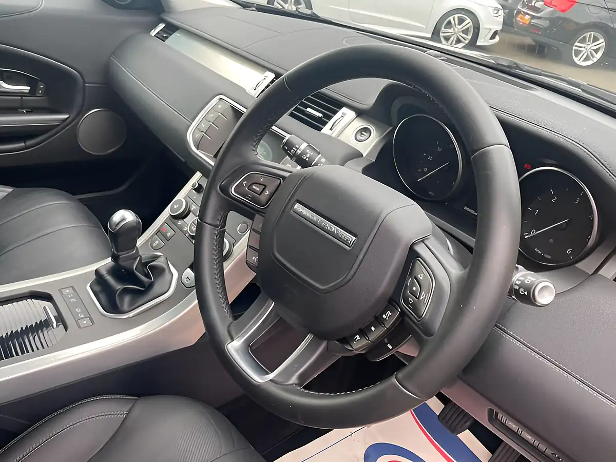 Used 2017 Land Rover Range Rover Evoque Se Tech Grey - Interior and Exterior details 12