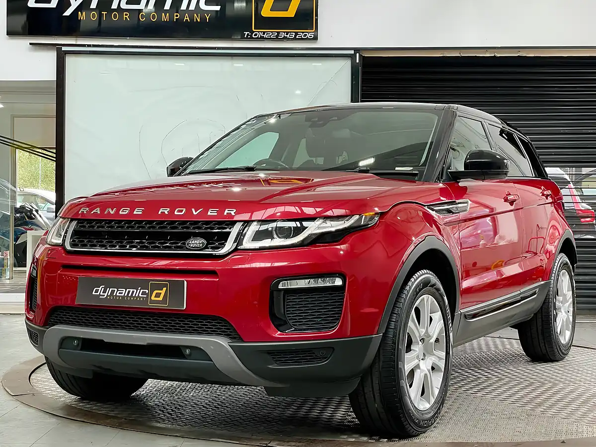 Used 2017 Land Rover Range Rover Evoque Se Tech Red - Front View