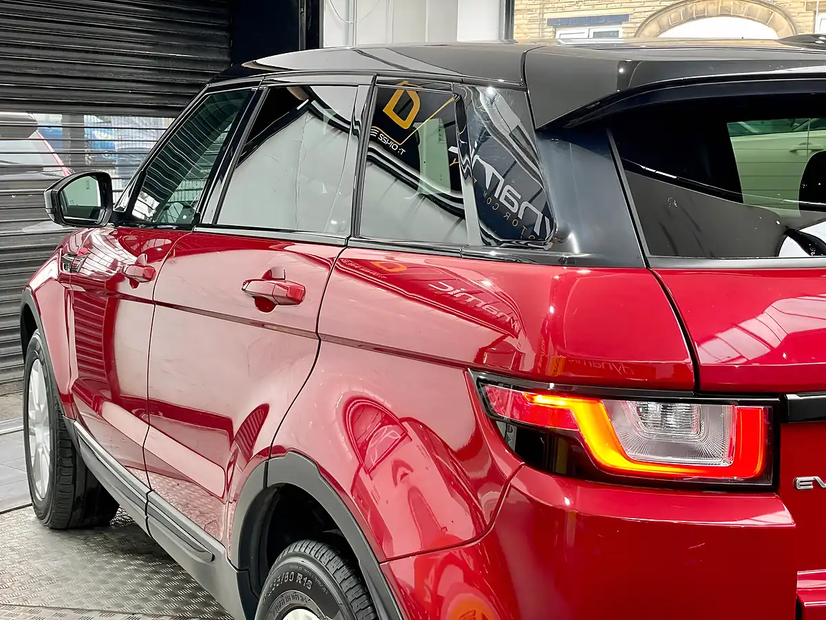 Used 2017 Land Rover Range Rover Evoque Se Tech Red - Interior and Exterior details 10