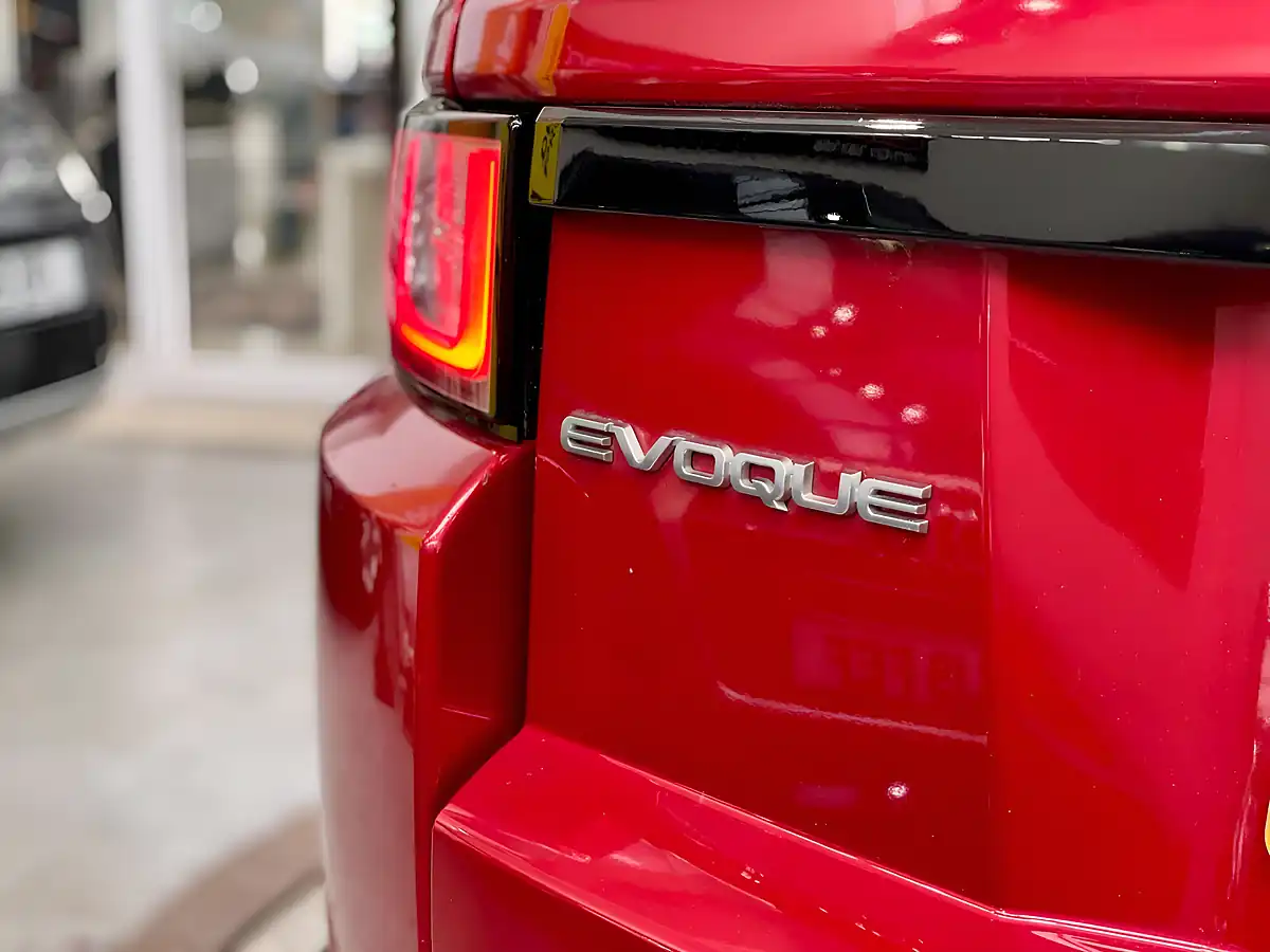 Used 2017 Land Rover Range Rover Evoque Se Tech Red - Interior and Exterior details 12