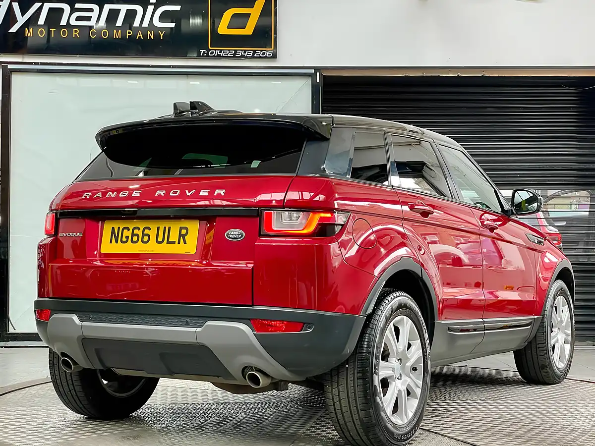 Used 2017 Land Rover Range Rover Evoque Se Tech Red - Interior and Exterior details 4
