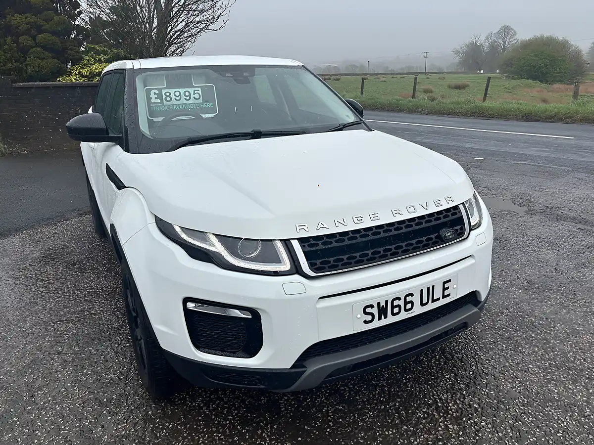 Used 2017 Land Rover Range Rover Evoque Se Tech White - Front View