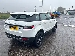 Used 2017 Land Rover Range Rover Evoque Se Tech White - Interior and Exterior details 4