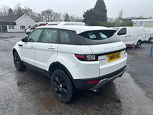 Used 2017 Land Rover Range Rover Evoque Se Tech White - Interior and Exterior details 6