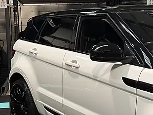 Used 2017 Land Rover Range Rover Evoque Se Tech White - Interior and Exterior details 13