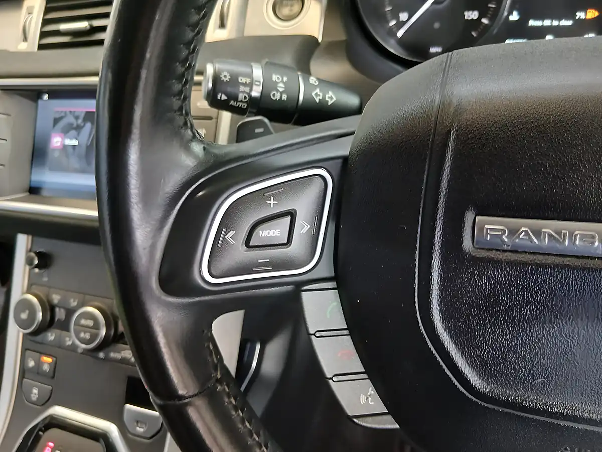 Used 2017 Land Rover Range Rover Evoque Se Tech White - Interior and Exterior details 12