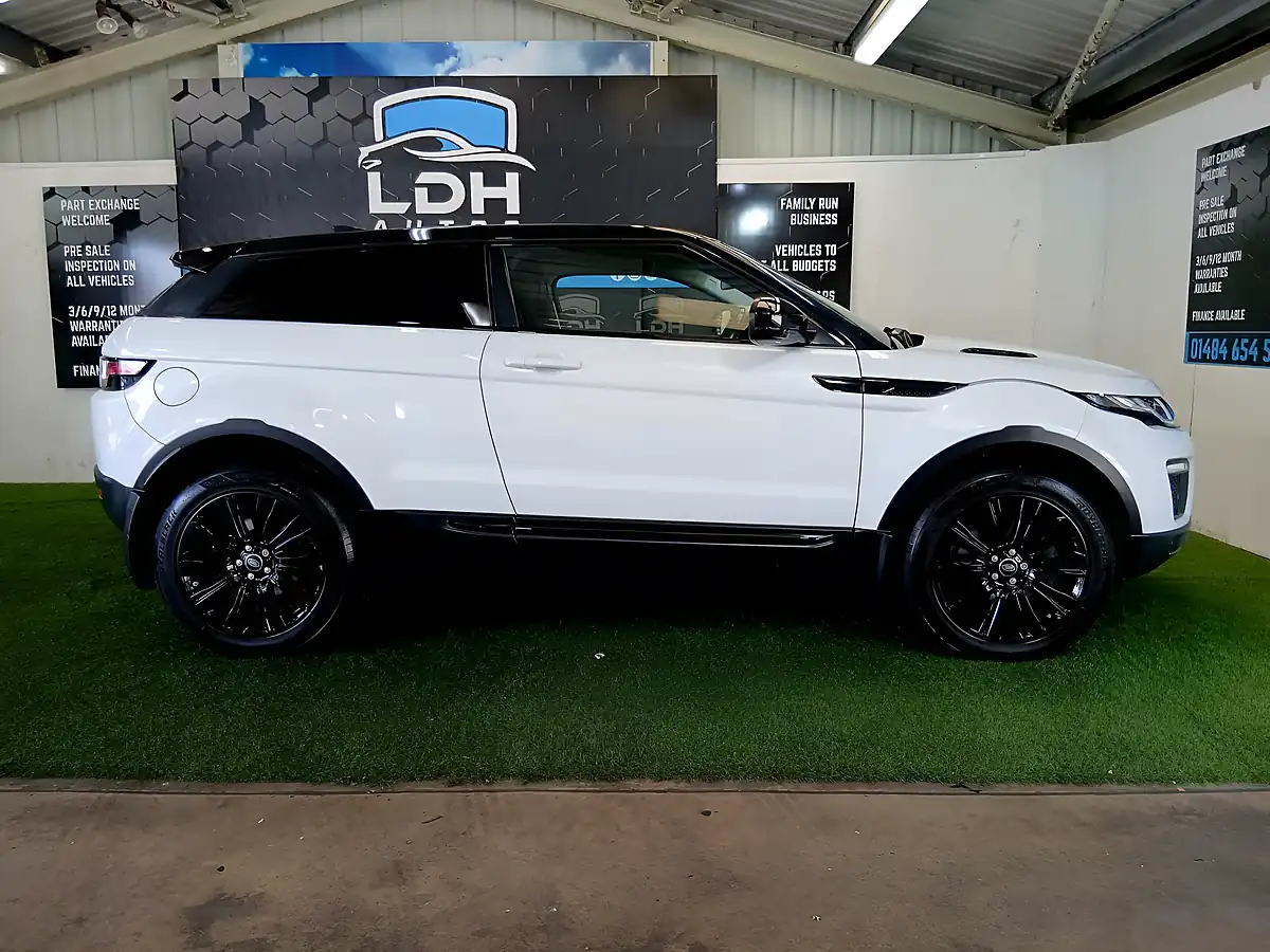 Used 2017 Land Rover Range Rover Evoque Se Tech White - Interior and Exterior details 2