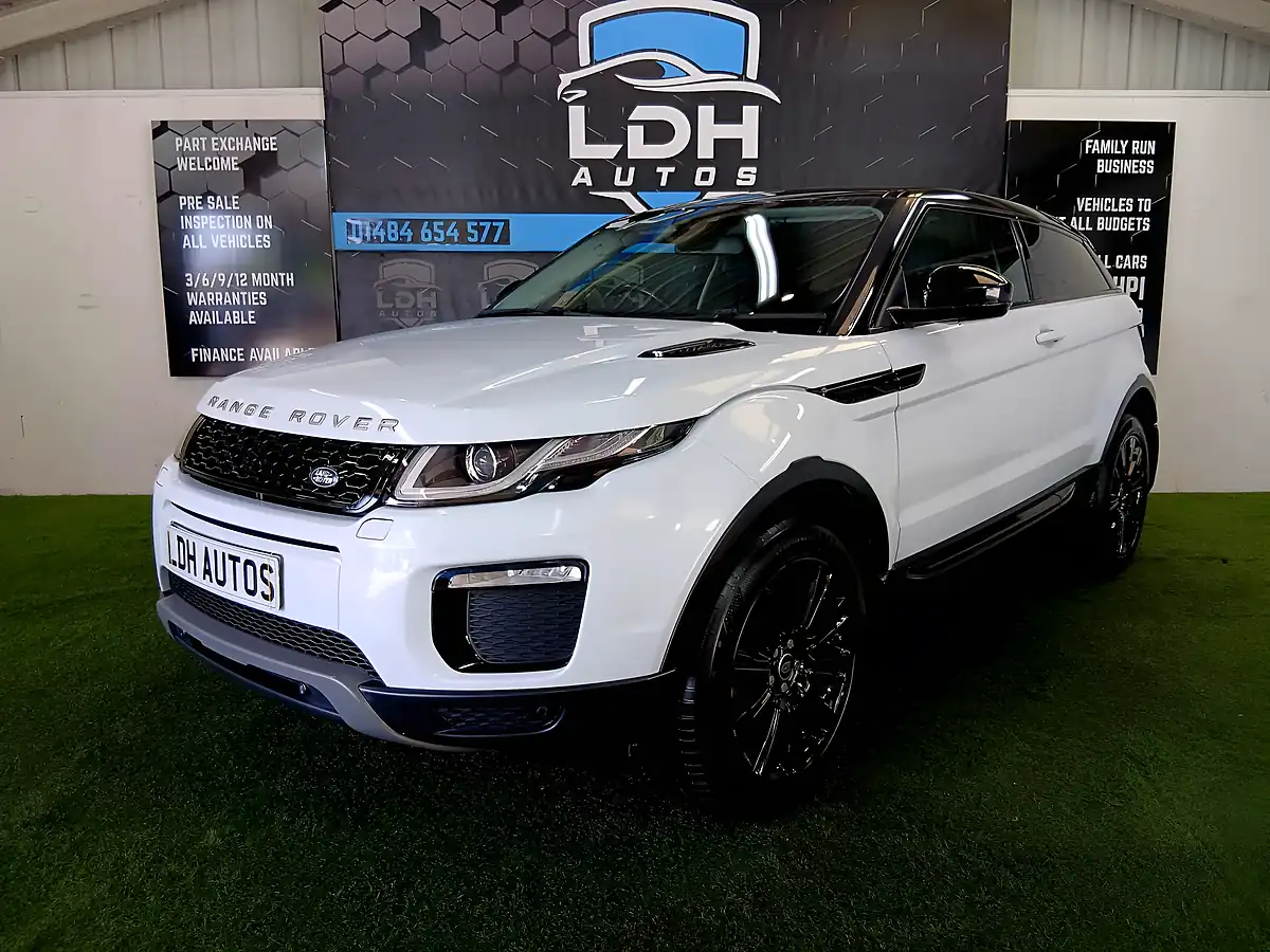 Used 2017 Land Rover Range Rover Evoque Se Tech White - Interior and Exterior details 7