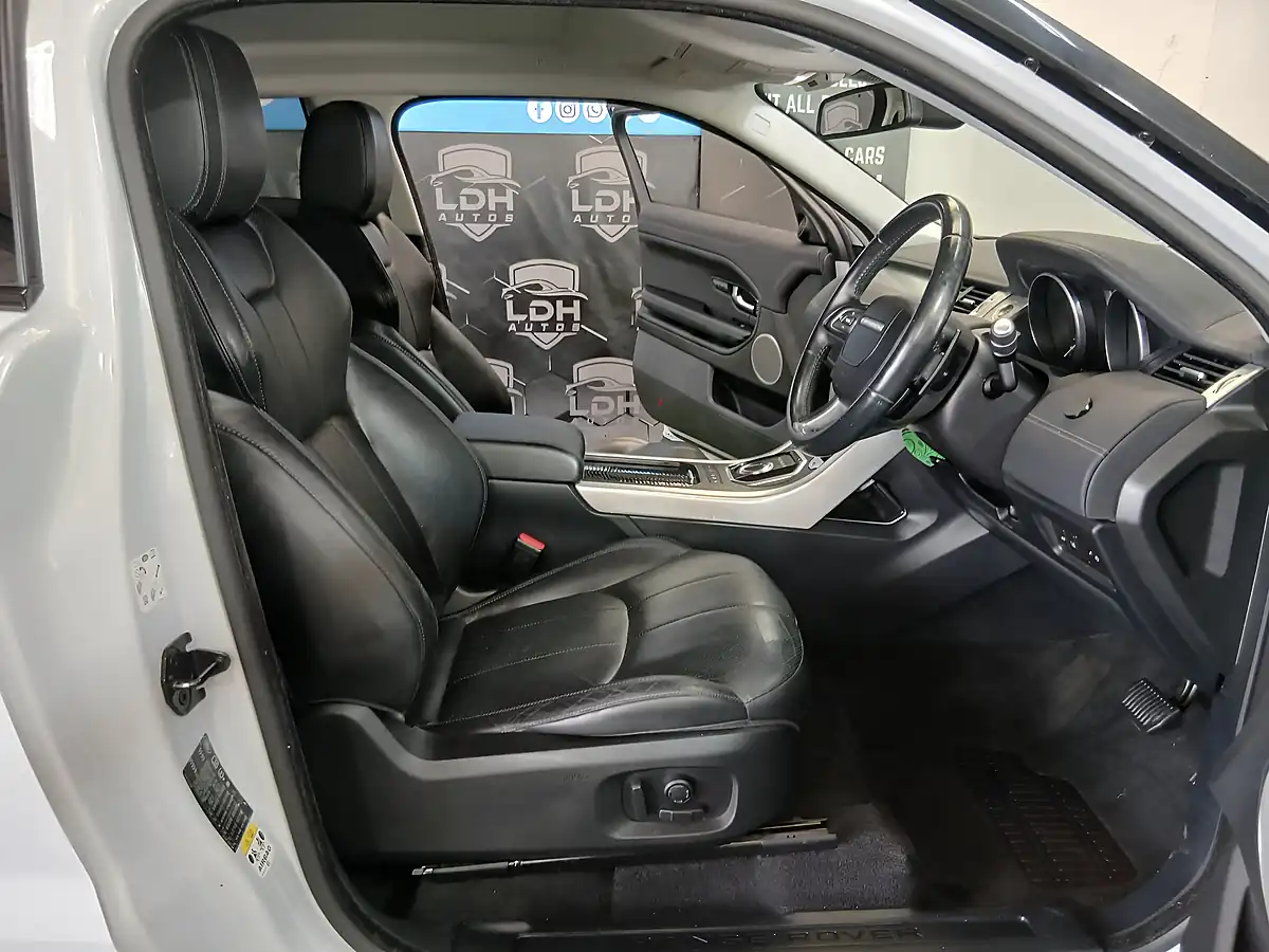 Used 2017 Land Rover Range Rover Evoque Se Tech White - Interior and Exterior details 9