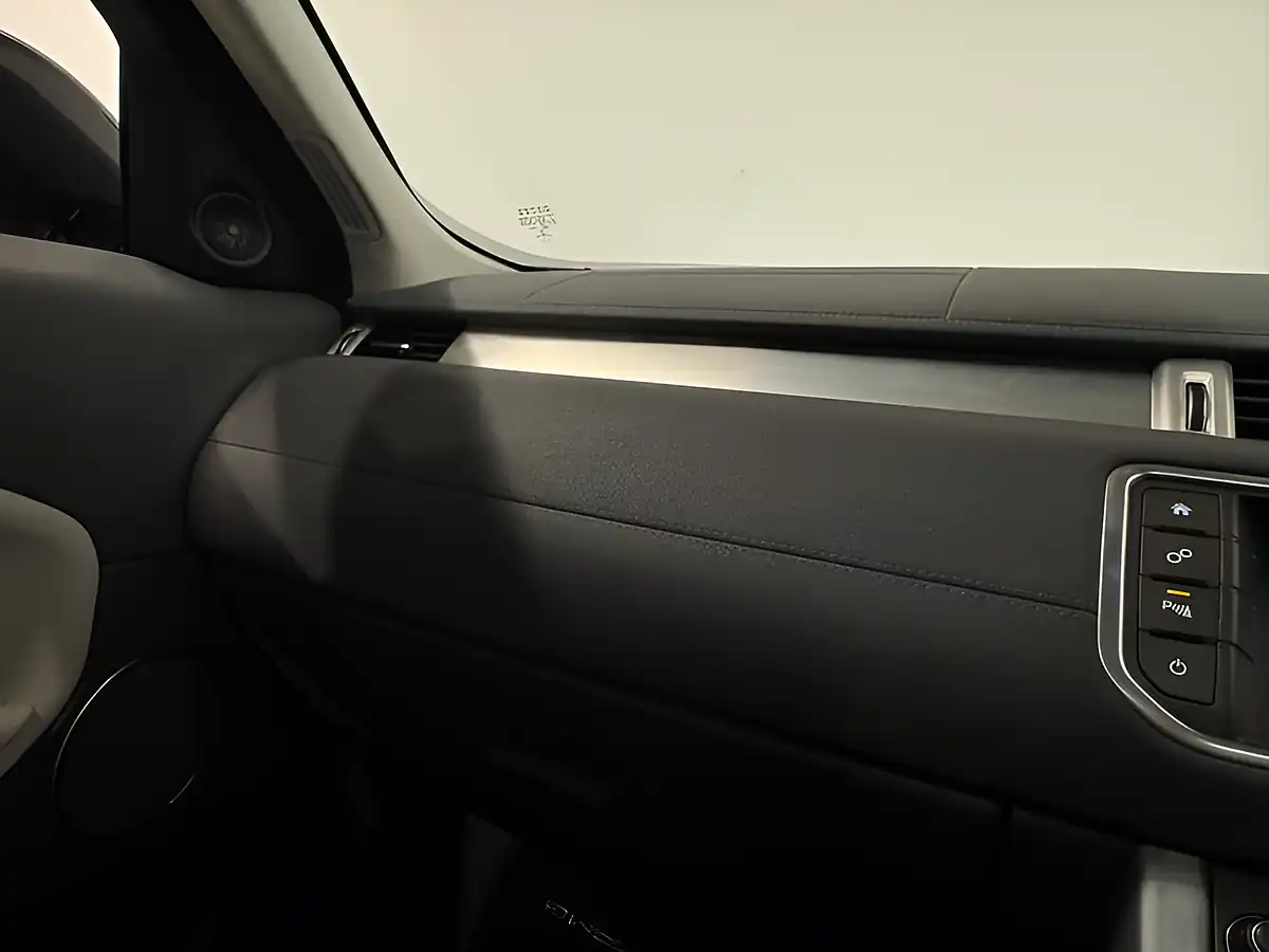 Used 2017 Land Rover Range Rover Evoque Se Tech White - Interior and Exterior details 19