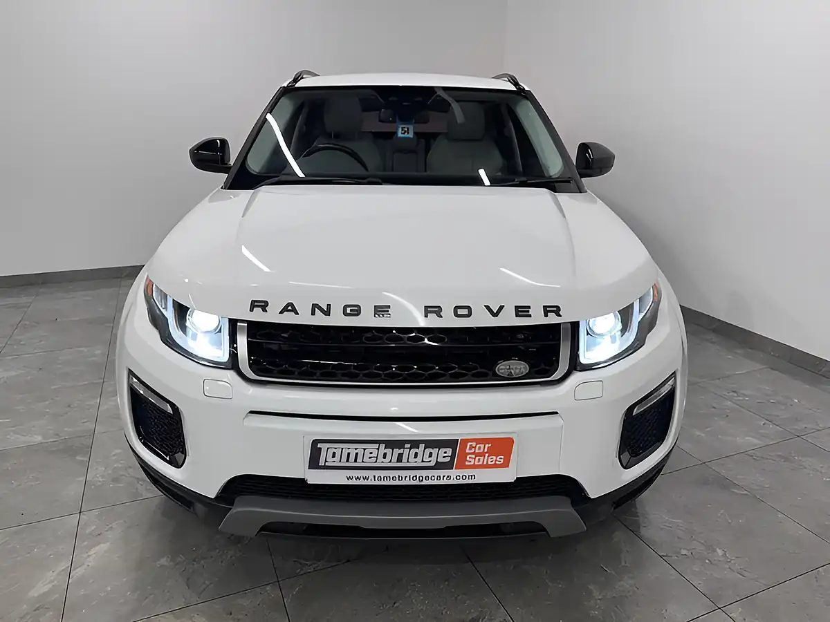 Used 2017 Land Rover Range Rover Evoque Se Tech White - Interior and Exterior details 3