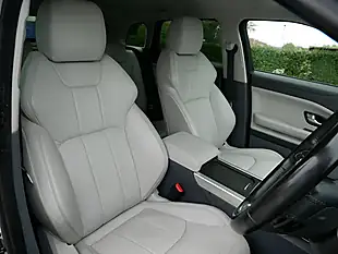 Used 2017 Land Rover Range Rover Evoque Se White - Interior and Exterior details 10