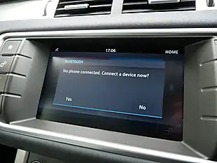 Used 2017 Land Rover Range Rover Evoque Se White - Interior and Exterior details 15