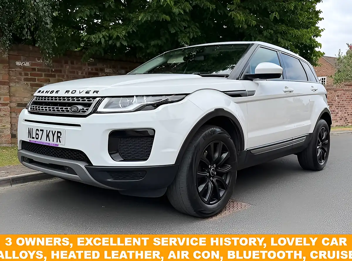 Used 2017 Land Rover Range Rover Evoque Se White - Front View
