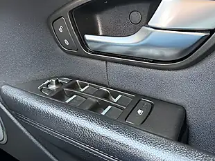 Used 2017 Land Rover Range Rover Evoque Se White - Interior and Exterior details 13