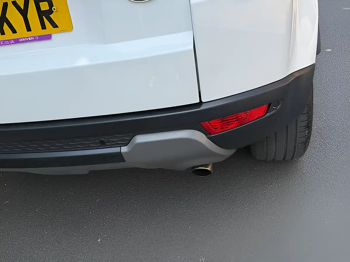 Used 2017 Land Rover Range Rover Evoque Se White - Interior and Exterior details 18