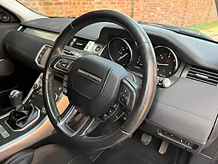Used 2017 Land Rover Range Rover Evoque Se White - Interior and Exterior details 6