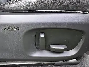 Used 2017 Land Rover Range Rover Evoque Se White - Interior and Exterior details 11