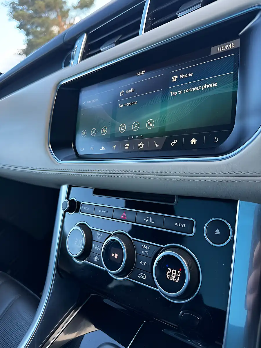 Used 2017 Land Rover Range Rover Sport Autobiography Dynamic Black - Interior and Exterior details 10