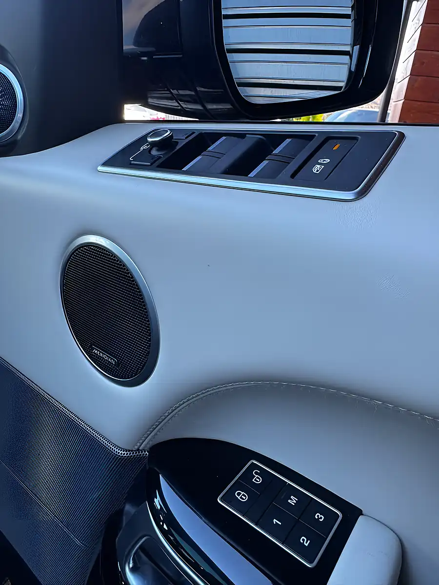 Used 2017 Land Rover Range Rover Sport Autobiography Dynamic Black - Interior and Exterior details 12