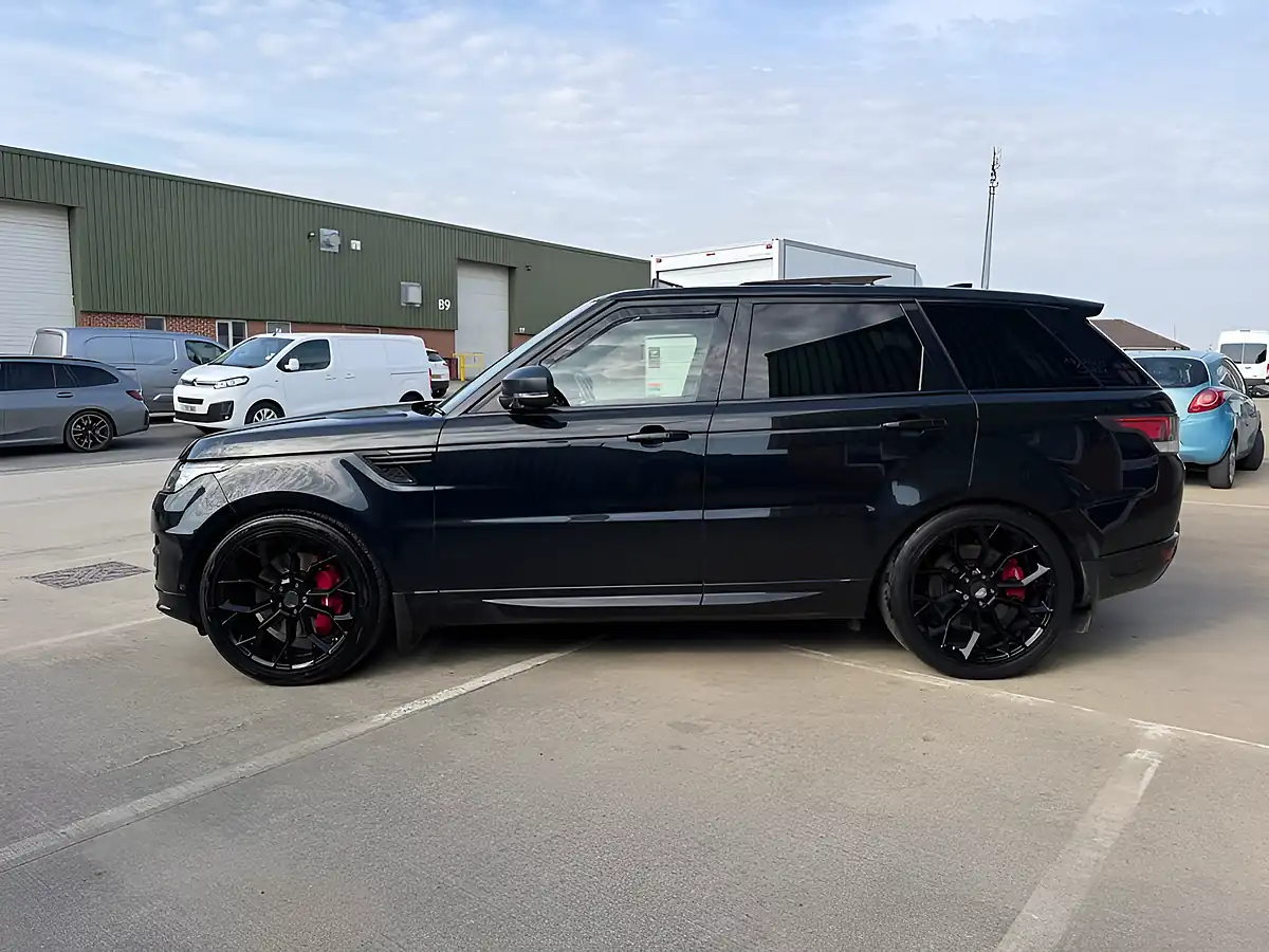 Used 2017 Land Rover Range Rover Sport Autobiography Dynamic Black - Interior and Exterior details 8