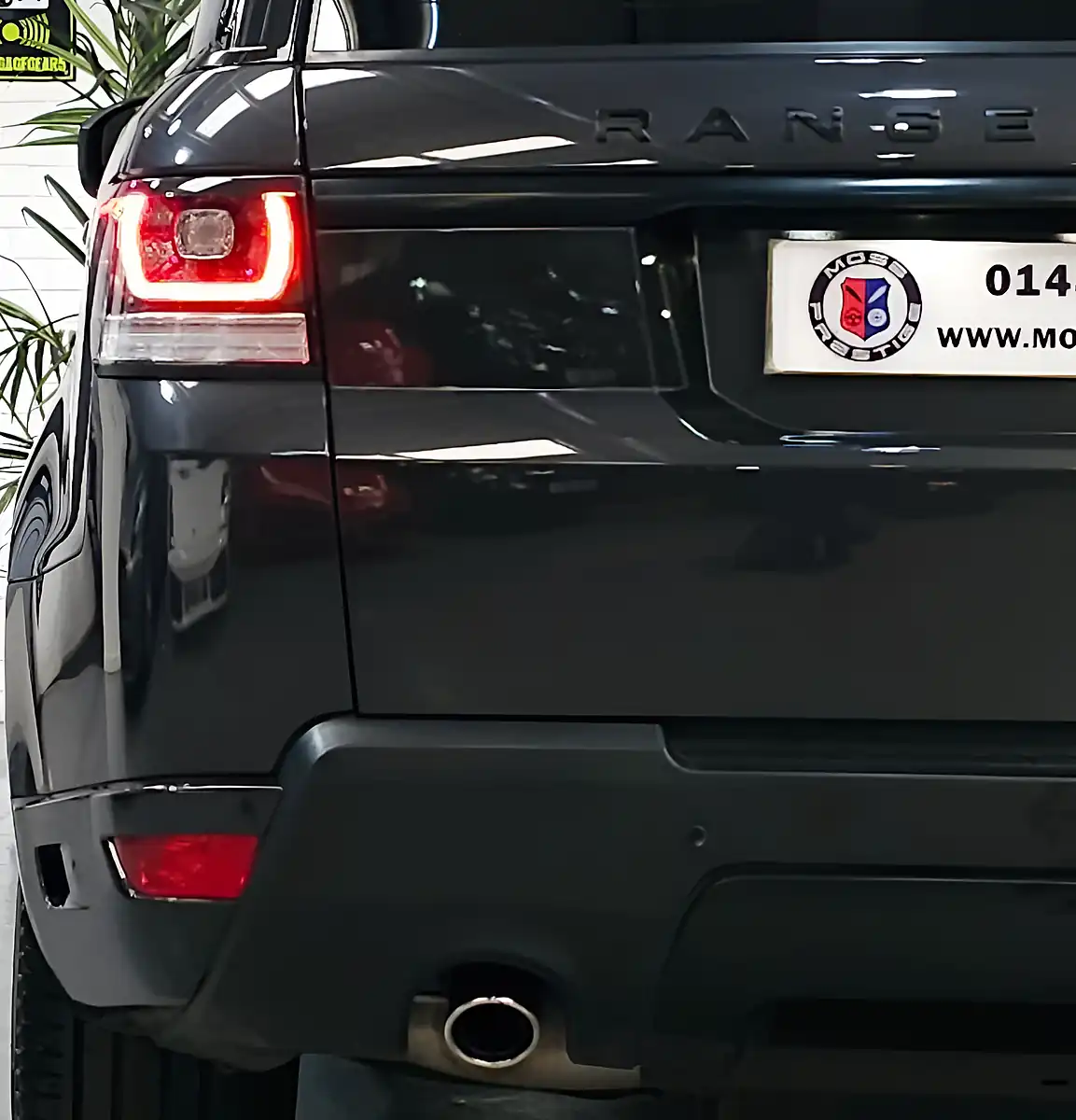 Used 2017 Land Rover Range Rover Sport Autobiography Dynamic Grey - Interior and Exterior details 12