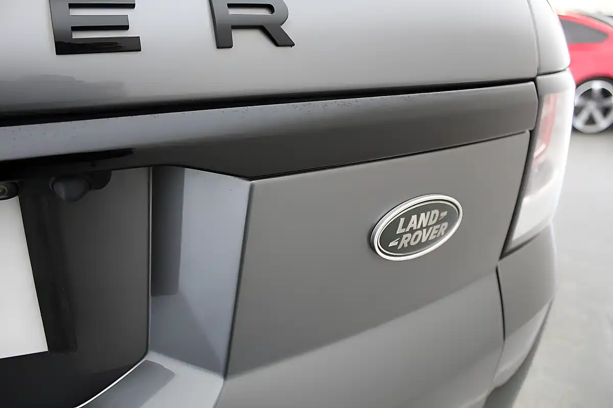 Used 2017 Land Rover Range Rover Sport Autobiography Dynamic Grey - Interior and Exterior details 10