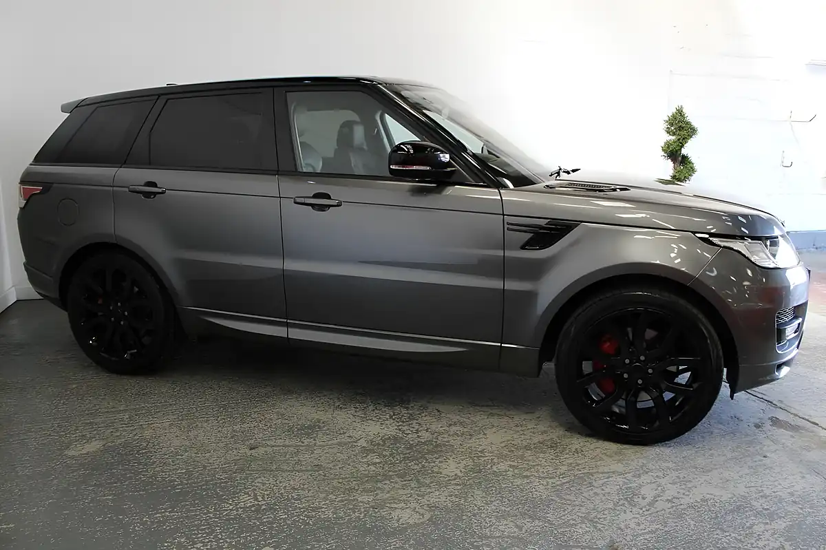 Used 2017 Land Rover Range Rover Sport Autobiography Dynamic Grey - Interior and Exterior details 3