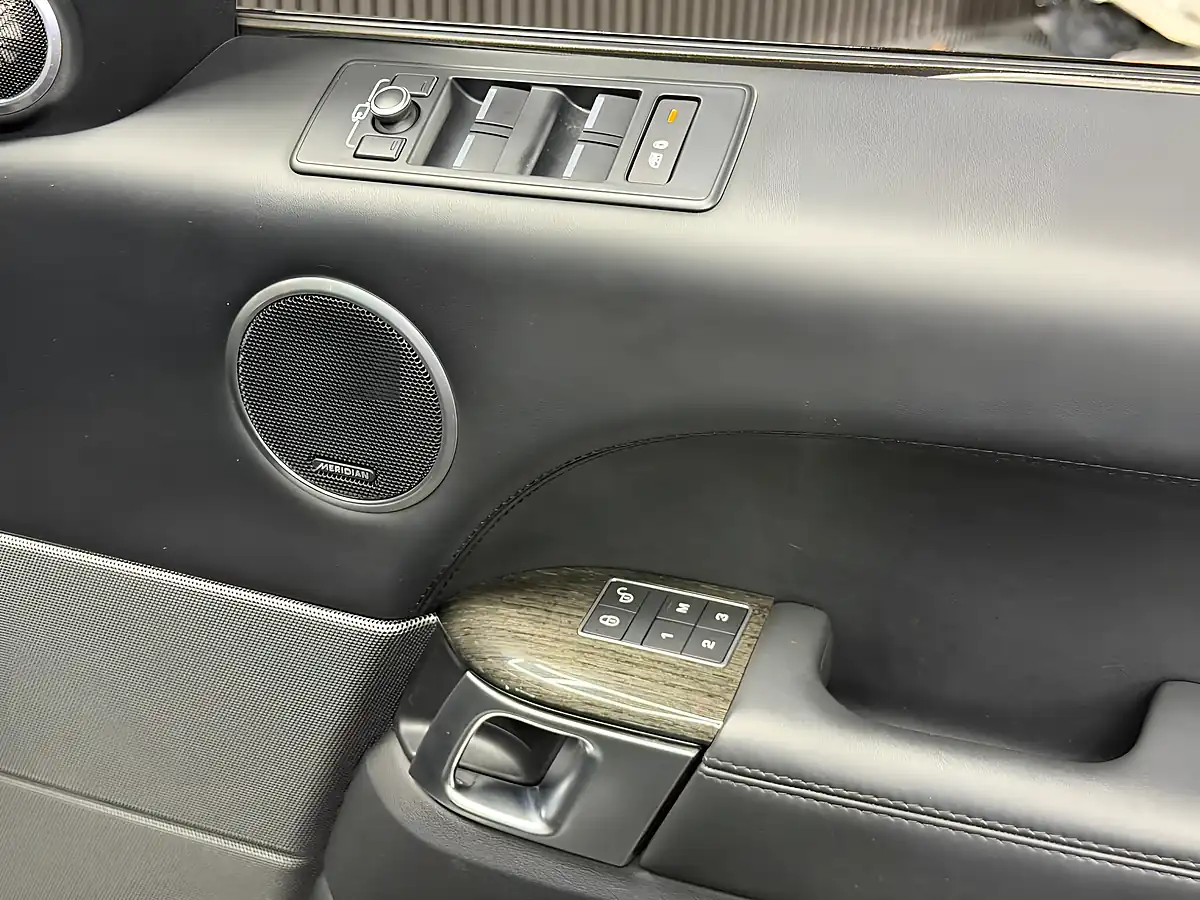 Used 2017 Land Rover Range Rover Sport Autobiography Dynamic Grey - Interior and Exterior details 14
