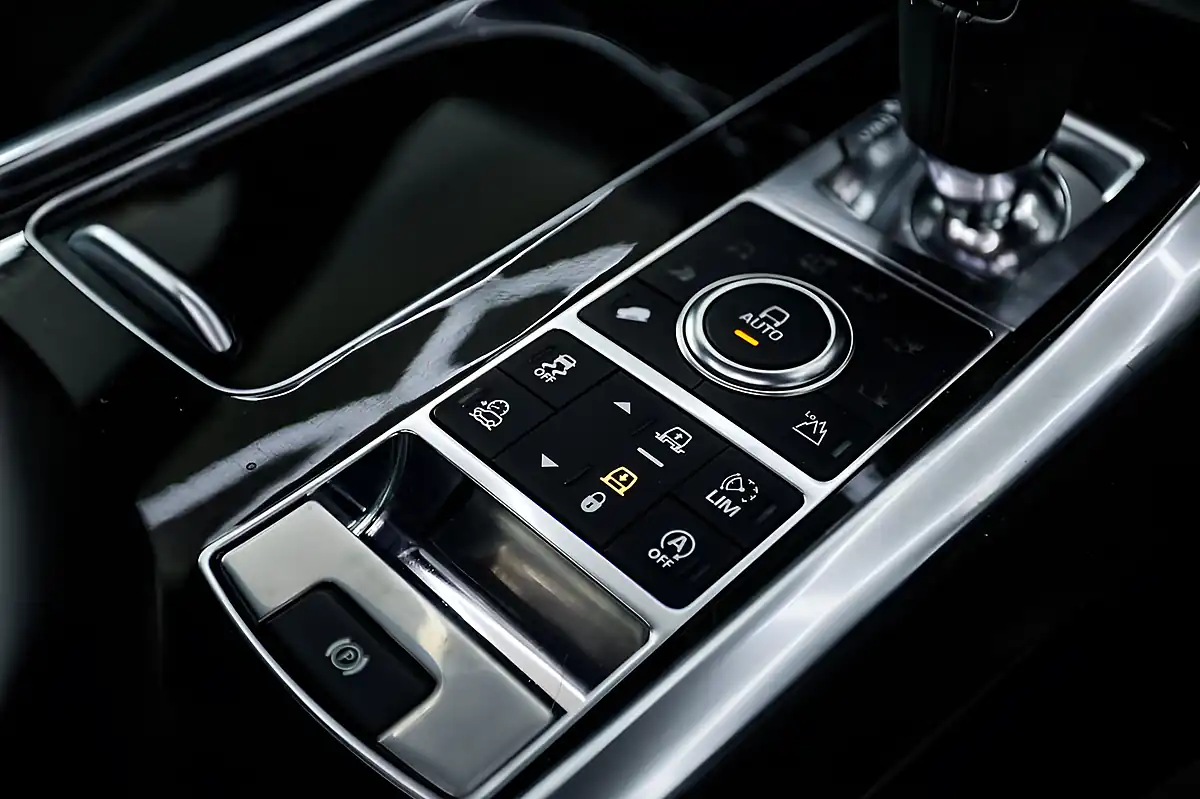 Used 2017 Land Rover Range Rover Sport Autobiography Dynamic Grey - Interior and Exterior details 18