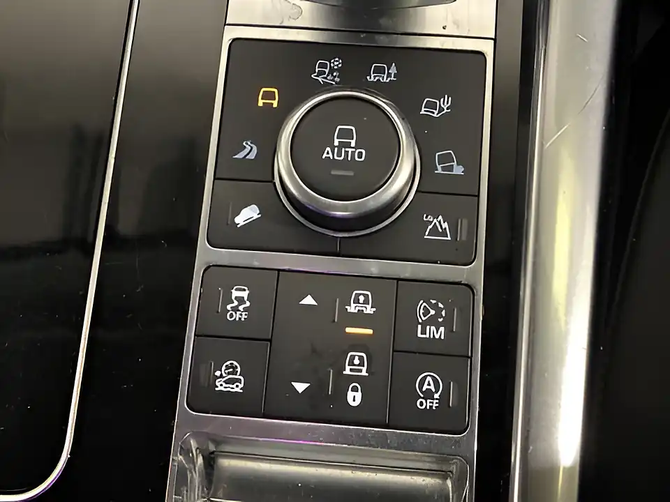 Used 2017 Land Rover Range Rover Sport Autobiography Dynamic White - Interior and Exterior details 13