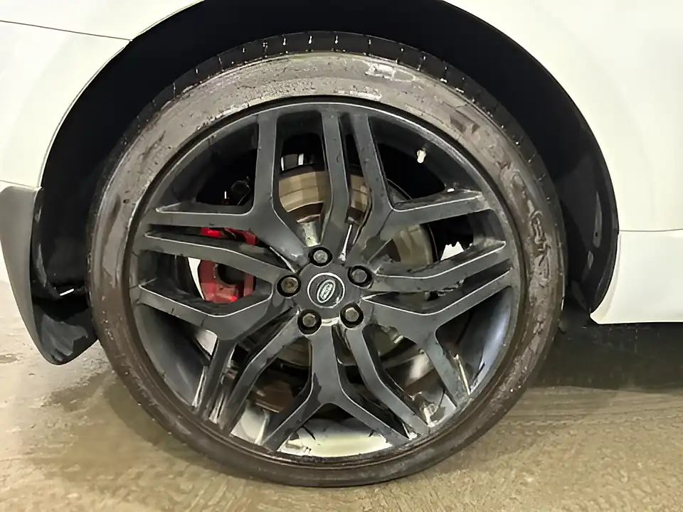 Used 2017 Land Rover Range Rover Sport Autobiography Dynamic White - Interior and Exterior details 15