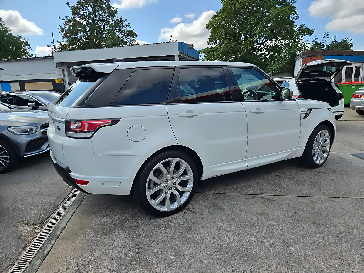 Used 2017 Land Rover Range Rover Sport Autobiography Dynamic White - Interior and Exterior details 7