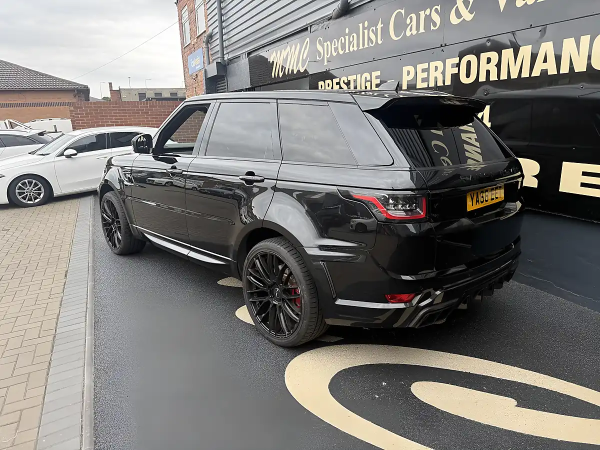 Used 2017 Land Rover Range Rover Sport Hse Black - Interior and Exterior details 5