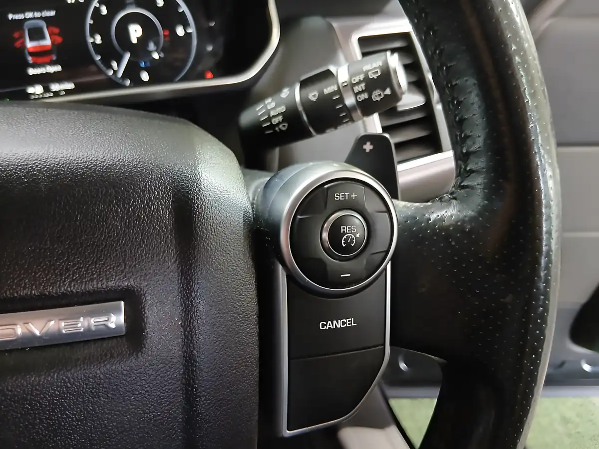Used 2017 Land Rover Range Rover Sport Hse Black - Interior and Exterior details 11