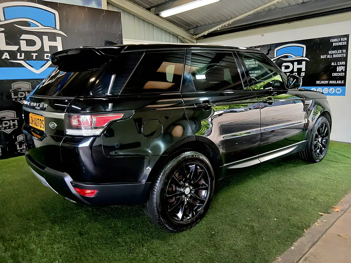 Used 2017 Land Rover Range Rover Sport Hse Black - Interior and Exterior details 3