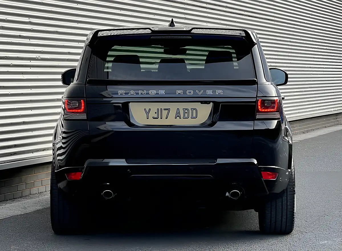 Used 2017 Land Rover Range Rover Sport Hse Black - Interior and Exterior details 4