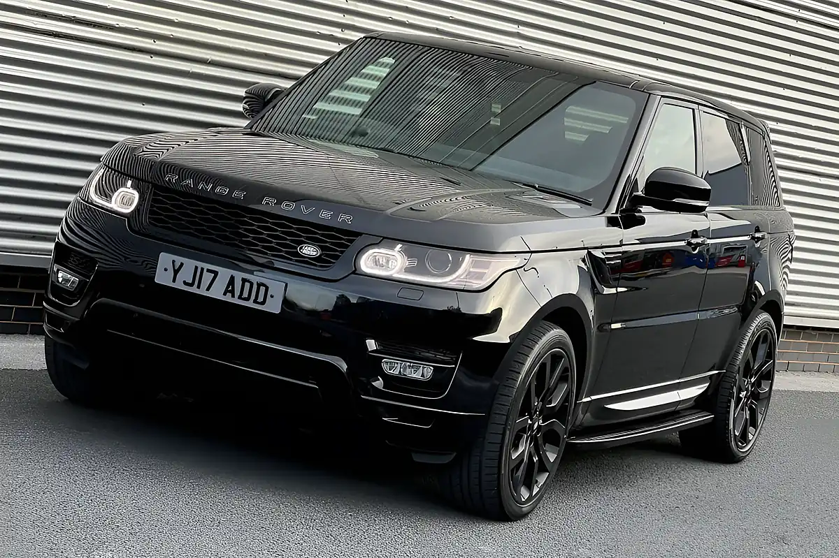 Used 2017 Land Rover Range Rover Sport Hse Black - Interior and Exterior details 9