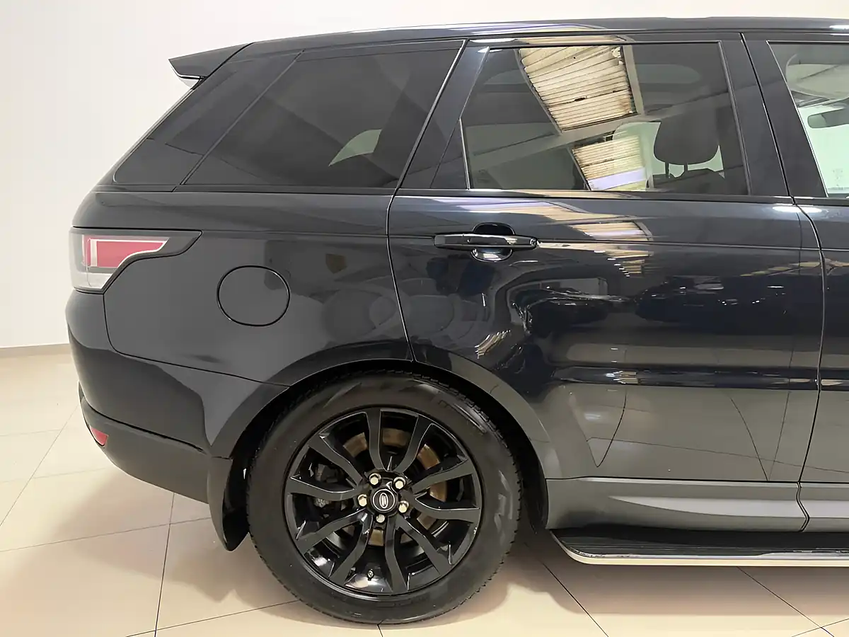 Used 2017 Land Rover Range Rover Sport Hse Black - Interior and Exterior details 12