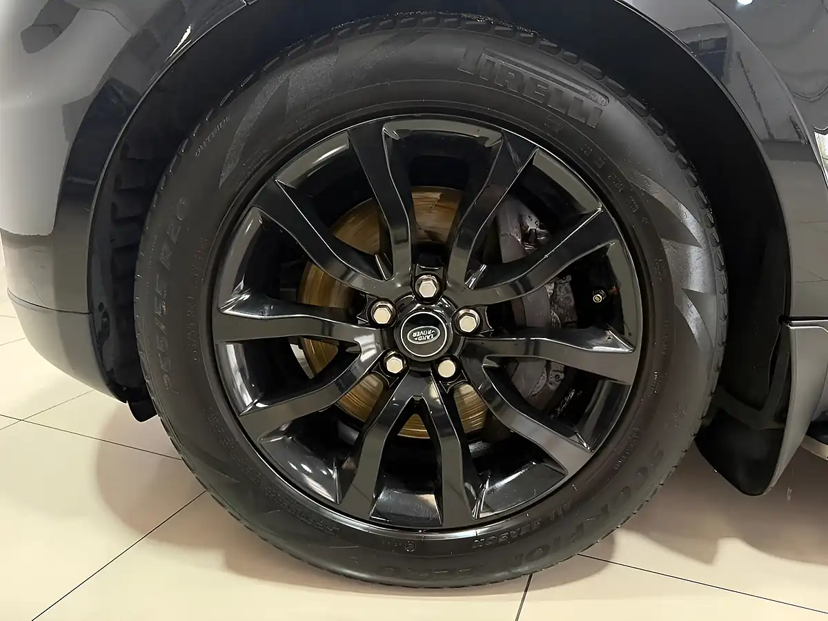 Used 2017 Land Rover Range Rover Sport Hse Black - Interior and Exterior details 6