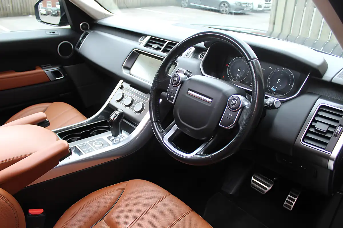 Used 2017 Land Rover Range Rover Sport Hse Dynamic Blue - Interior and Exterior details 10