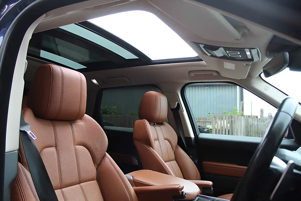 Used 2017 Land Rover Range Rover Sport Hse Dynamic Blue - Interior and Exterior details 12