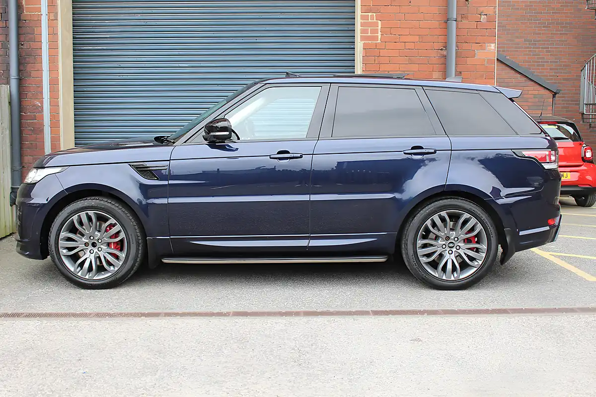 Used 2017 Land Rover Range Rover Sport Hse Dynamic Blue - Interior and Exterior details 4