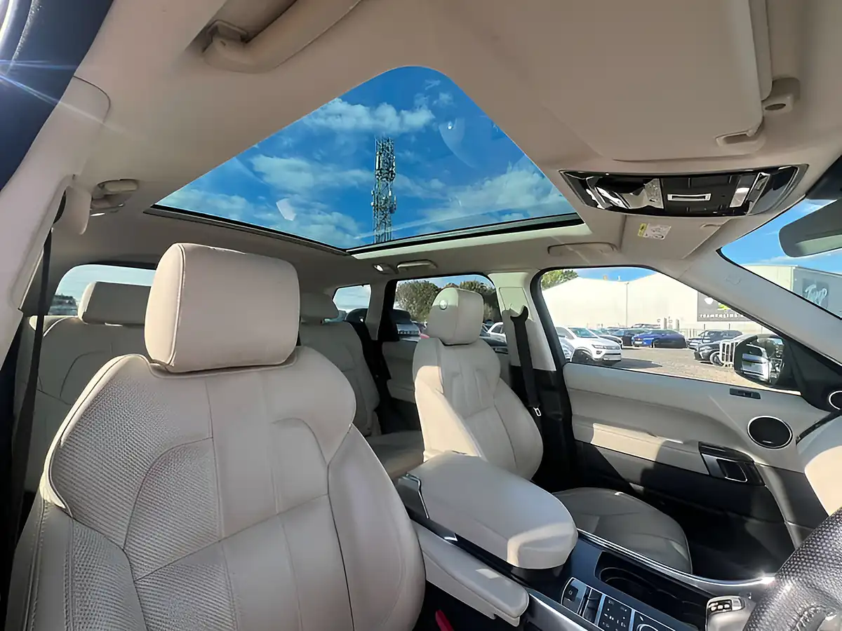 Used 2017 Land Rover Range Rover Sport Hse Dynamic Carpathian Grey - Interior and Exterior details 4