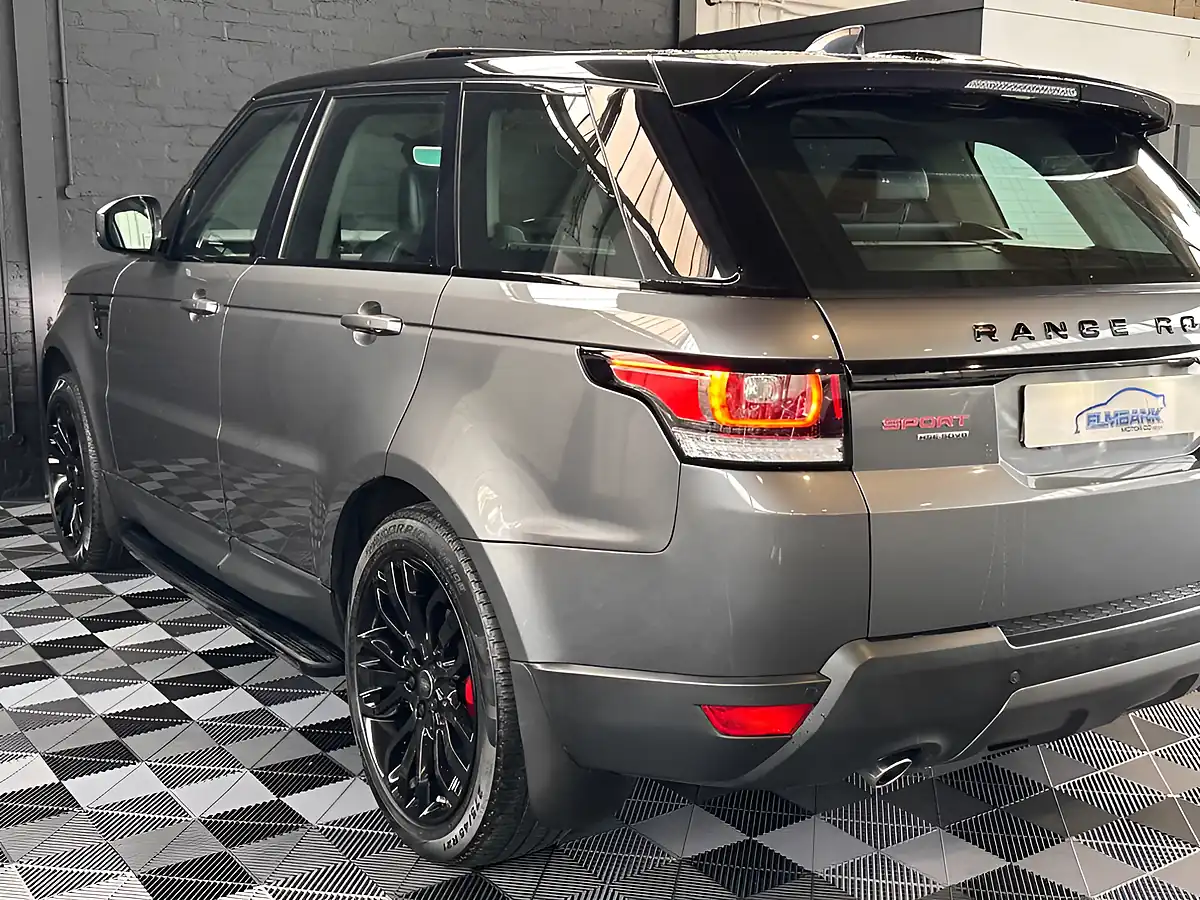 Used 2017 Land Rover Range Rover Sport Hse Dynamic Carpathian Grey Metallic - Interior and Exterior details 11
