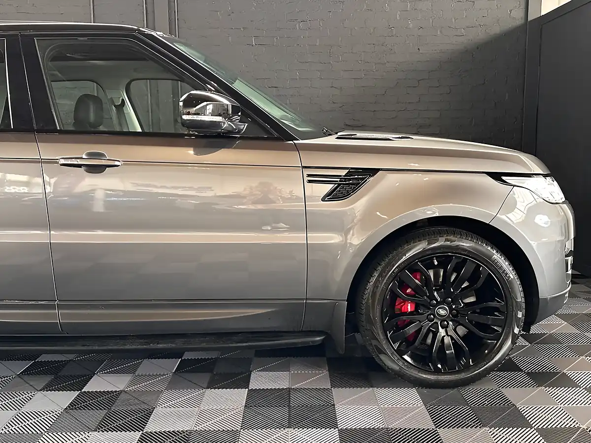 Used 2017 Land Rover Range Rover Sport Hse Dynamic Carpathian Grey Metallic - Interior and Exterior details 15